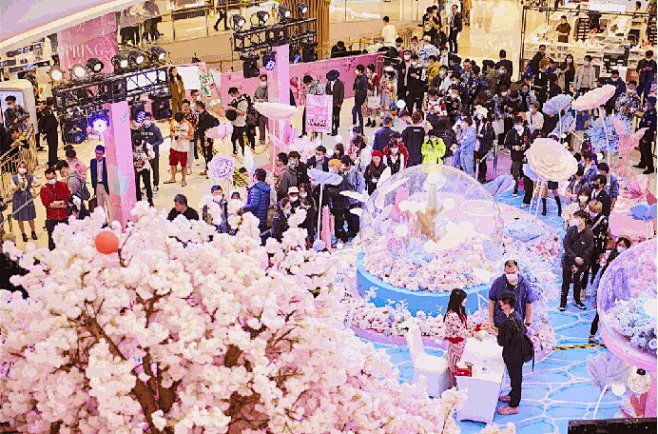 粉色主题活动布置樱花树商场中庭美陈