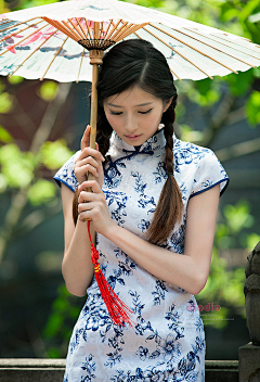 中网美女录采集到旗袍服饰