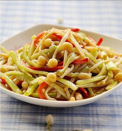凉拌金针菇
原料
金针菇 黄瓜根 蒜...