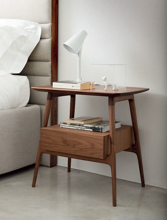 Bilot Nightstand, Tr...