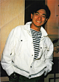 刘德华（Andy Lau），1961年9月出生于中国香港，中国知名演员、歌手、词作人、制片人、电影人，影视歌多栖发展的代表艺人之一。