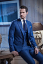 men fashion,blue suit,man in blue suit,men wearing suit,blue outfit,men blue outfit,blue outfit picture,blue outfit photo,