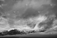 山脉。阿尔卑斯山脉。景观