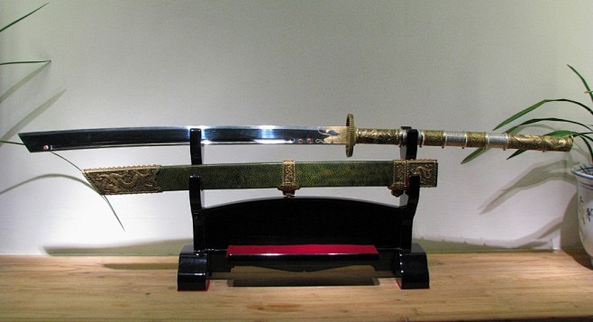 清女真双手战刀