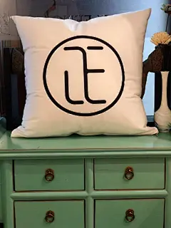 《正宝》微信表情包衍生品抱枕文创产品@布衣狗子