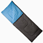 法国 Quechua 野营睡袋，触感柔软的聚酯面料，快干，可办公室用。 售价:129元