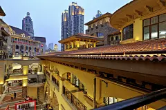 武汉光谷西班牙风情街02