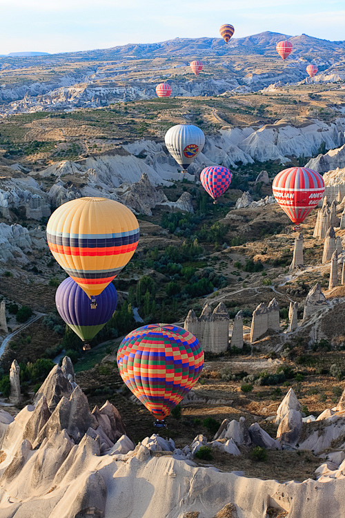 热气球飞越卡帕多西亚（Cappadoci...