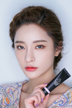 胜智采集到护肤彩妆
