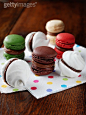 巧克力,食品,饮食,家具,绿色_gic7748590_Colorful meringues_创意图片_Getty Images China