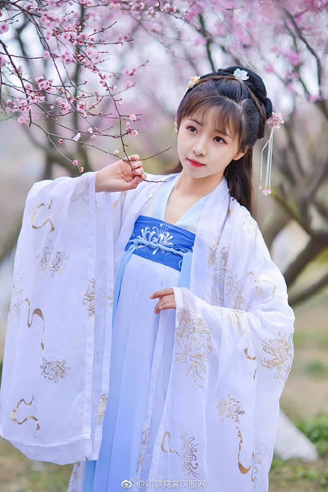 汉服小姐姐