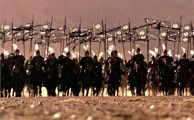 第一排士兵明知必死，为何还奋力往前冲？答案很现实，换你也会上