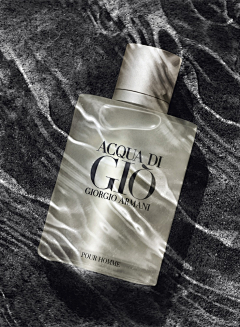 柒柒菌采集到阿玛尼 Giorgio Armani