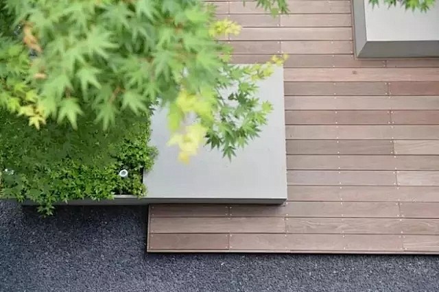 种植池
座椅
木平台