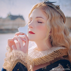 散步的蜗牛snail采集到素材-女孩