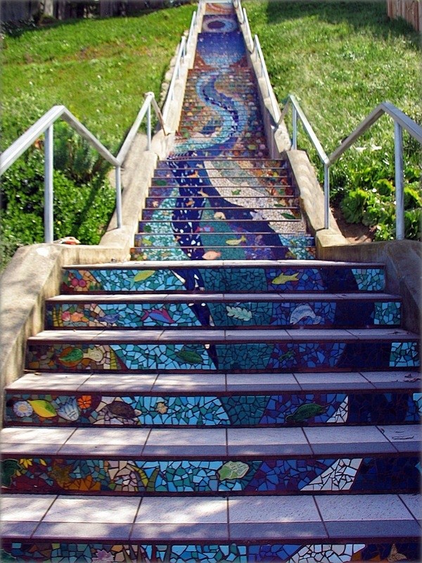 彩绘玻璃楼梯