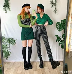 闺蜜穿搭素材插画超话#搭配##插画#
INS:花 瓣 网 #时尚穿搭##服饰搭配##今天穿什么##不潮不出街# ​​​​