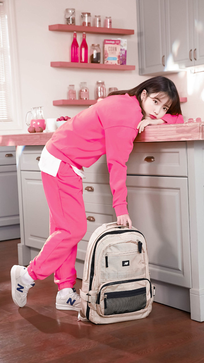 14:15:44iu 李知恩 李智恩 cr:pink_myeun赏颜—女(全身)菜啊采同采自