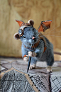 Amazing steampunk mouse wool miniature!  Needle felted rat Dreamer. Steampunk. Collectible by Fenekdolls:  #手工# #DIY# #羊毛毡#