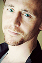 Tom Hiddleston http://t.cn/zQXhTHb