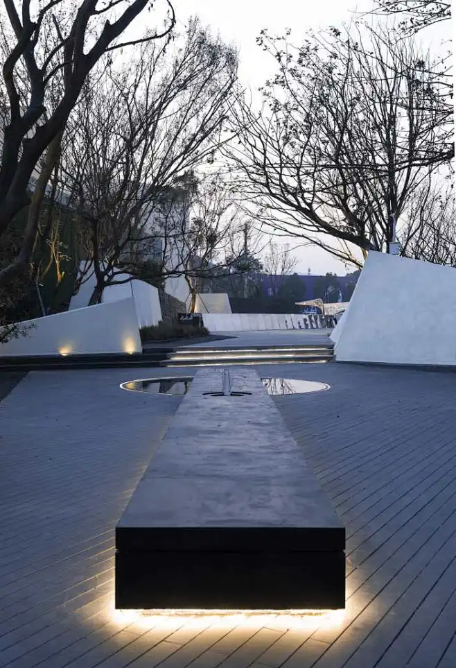 游走的峡谷公园 The wandering canyon park / DAOYUAN道远景观 : 本文由道远景观授权mooool发表，欢迎 ...