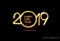 2019金色立体主题文字新年海报PSD模板素材 :  