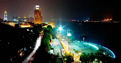 夜游武汉江滩　在清凉中收获欢乐与美丽