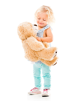 抱着玩具熊的小女孩图片哒楠采集到人物采集小女孩和杜宾犬 (5)哒楠