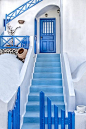 白色和蓝色的圣托里尼岛，希腊