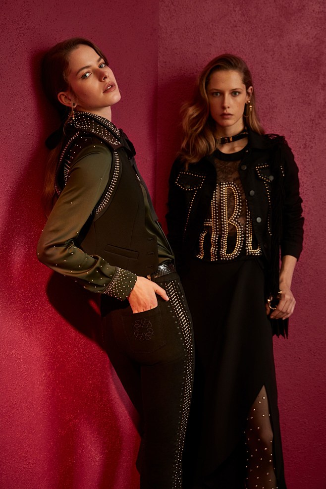 Elie Saab Pre-Fall 2...