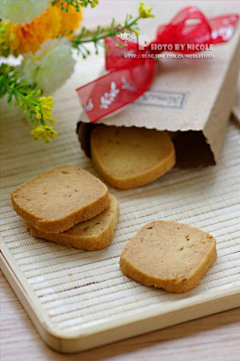 猫儿薯采集到鲜花饼，酥饼，月饼