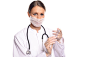 Lars Zahner在 500px 上的照片Female anaesthetist fitting a needle to a syringe