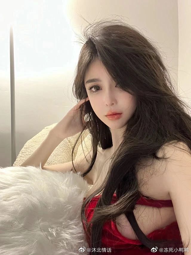 【空姐美女】
重庆 名媛网红 2重庆
溫...