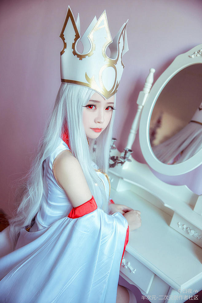 09:42:03#爱丽丝菲尔·冯·爱因兹贝伦 #天之衣 cn:白夜-wcosplay月落