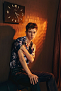 戳爷#Troye Sivan#最新代言smyth拍摄写真图放出! ​​​​