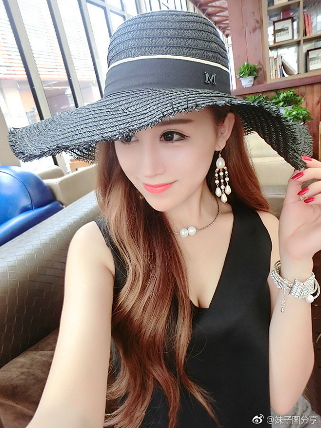 美女自拍