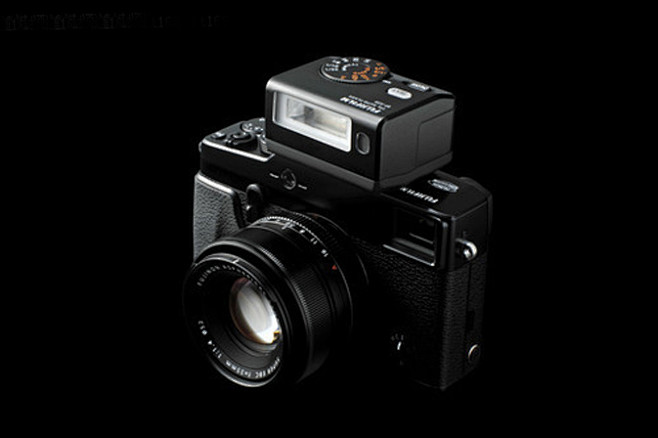 富士单电相机X-Pro1今日正式发布