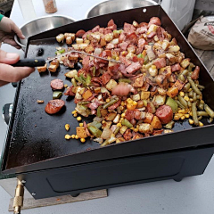 CCCCC丶珺采集到烤炉