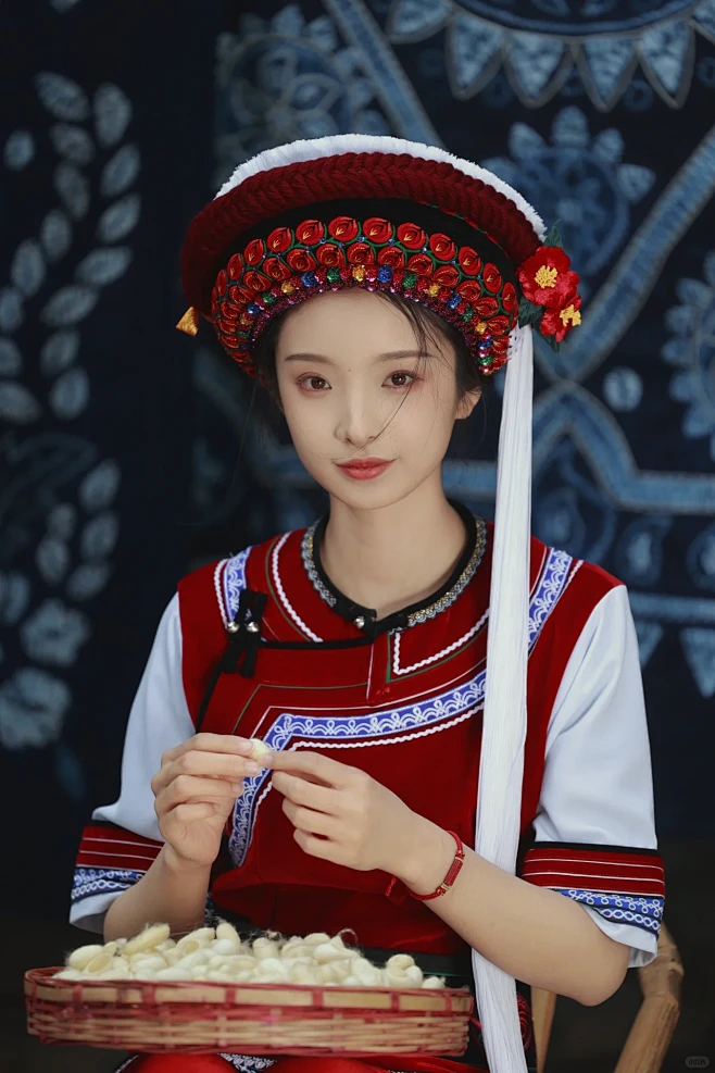 「把风花雪月穿在身上」白族少女写真～～