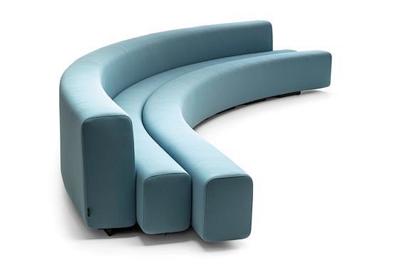 Osaka Sofa by La Civ...