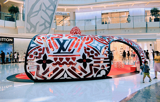 LV
