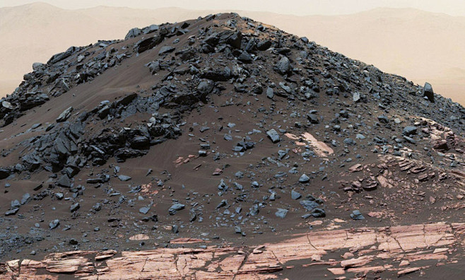 2,000 Days on Mars W...