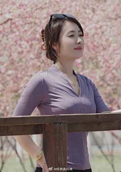 pbCzJh0E采集到信息流-大龄女