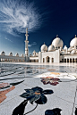 扎耶德大清真寺

Sheikh Zayed Grand Mosque