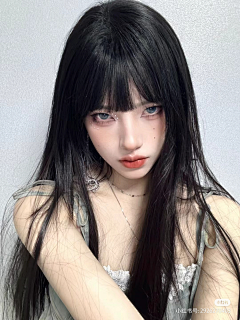 呸呸呸!采集到静图参考_角色_2(绘画女)
