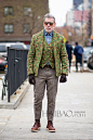 【图】被盛赞全球最会穿衣的“爷爷”，53岁大叔Nick Wooster示范型格穿搭：五五身型男的穿衣好榜样！