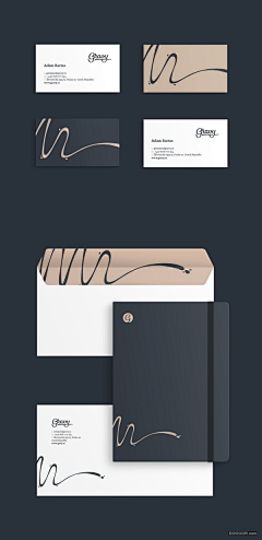 Esther0329采集到Business Card