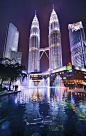  Amazing Snaps: Petronas Towers, Kuala Lampur, Malaysia