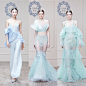 【圈内闻】#巴黎高定周# LANYU Haute Couture 2017 春夏系列：本次兰玉的高定作品在巴黎的丽兹酒店发布。古风浓浓，以“苏州”为灵感，以手工苏绣精湛点缀，仿佛看到江南朦胧烟雨的雅致与美丽。 ​​​​