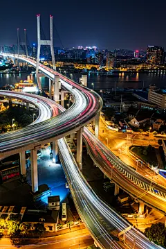 立交桥摩天大楼图片素材